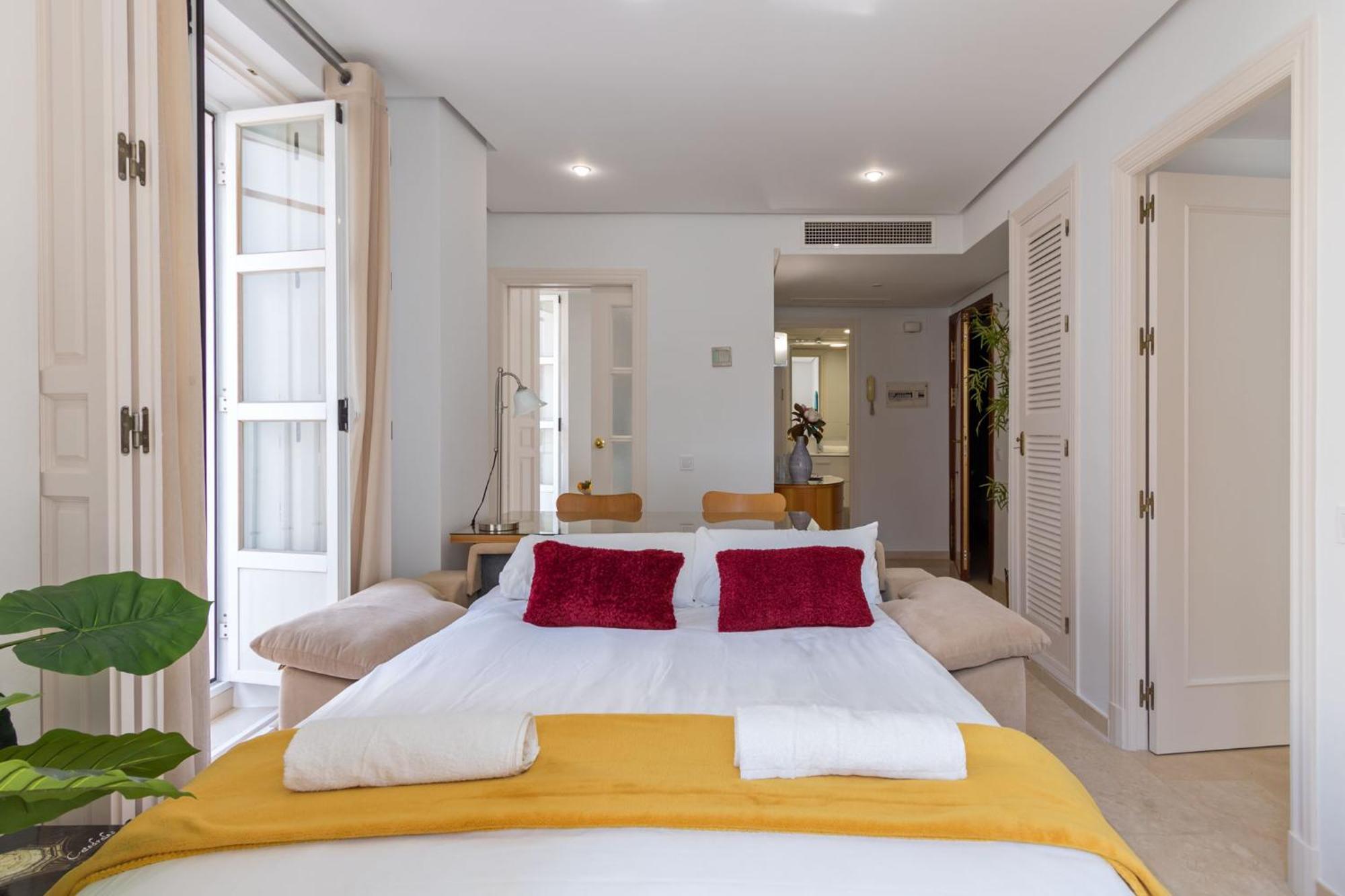 Bamberg Central Suite By Valcambre เซบีญา ภายนอก รูปภาพ